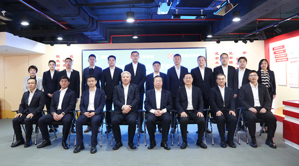 2024年2月27日，國藥集團黨委書(shū)記、董事長(cháng)劉敬楨與南光集團黨委書(shū)記、董事長(cháng)傅建國舉行會(huì )談。國藥集團與南光集團、中國海外集團簽署了三方項目合作框架協(xié)議。國藥集團副總經(jīng)理（主持經(jīng)營(yíng)工作）胡建偉，副總經(jīng)理董增賀、晉斌，南光集團副總經(jīng)理宋曉冬，中國海外集團董事張海鵬等參加活動(dòng)。1.jpg