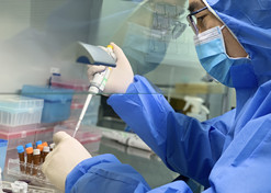 2020年1月10日，國藥集團中國生物上海捷諾用不到48小時(shí)，全國首家成功研制出新冠病毒核酸檢測試劑盒并供應抗擊疫情一線(xiàn)。